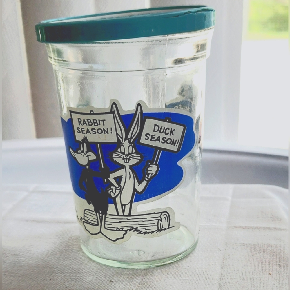 Bugs, Daffy & Elmer, Welch's Jelly Jar with Lid AND Tom  Jerry. Vintage 1990's